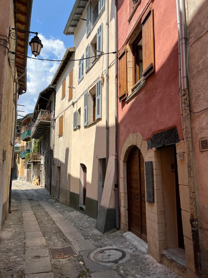 Maison De Village La Brigue Buitenkant foto